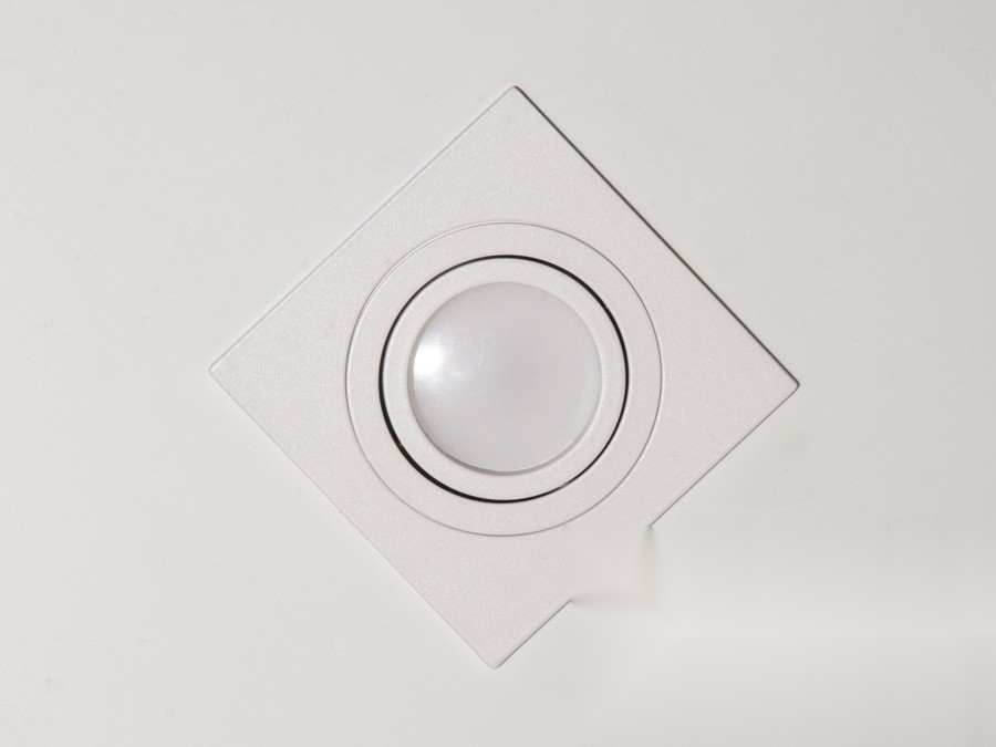 Точковий поворотний світильник 160B-10-SWH, білий