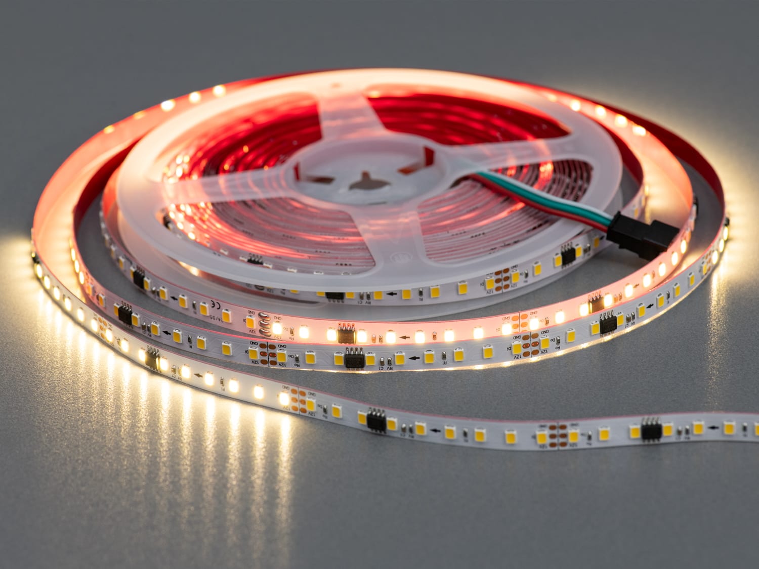Адресна LED стрічка NWS12-2835-126-WW-20-8, тепле світло
