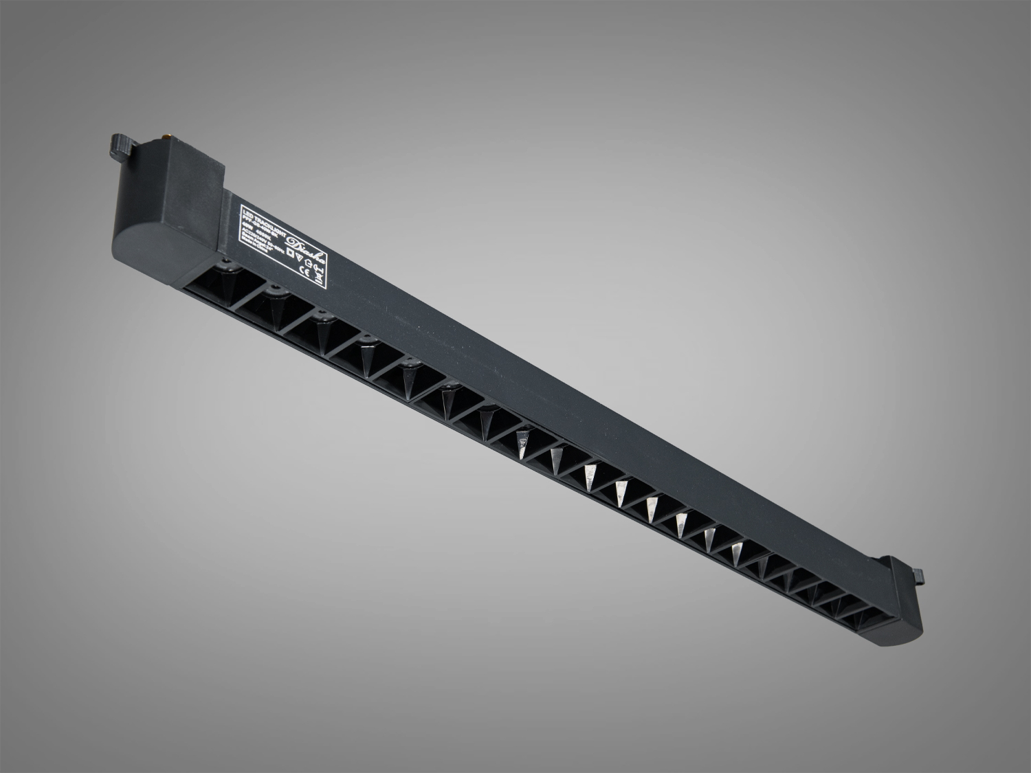 Лінійний трековий світильник PPF-GS-40W-BK, чорний